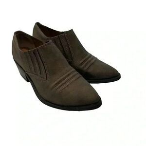 NEW White Mountain Booties Women’s 5M taupe Carroll Western Slip On Shoe